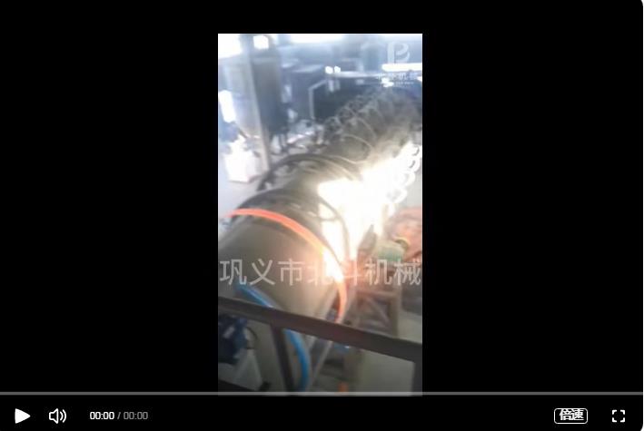 新疆客戶炭化活化設備運行生產現(xiàn)場